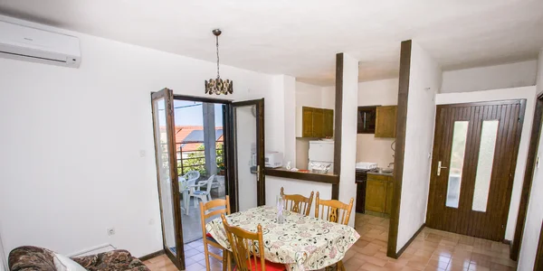 Trojizbový apartmán