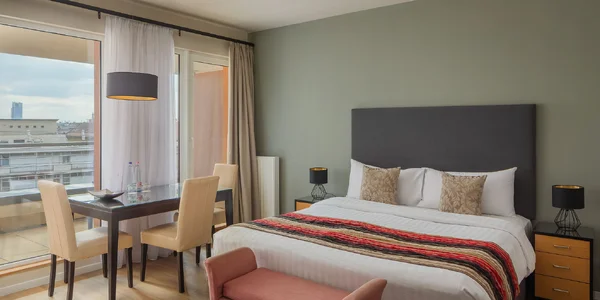 Studio Deluxe (32–35 m²)