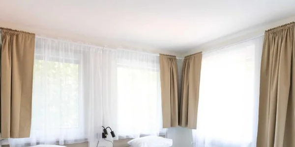 Dvojlôžková izba Standard s oddelenými posteľami a balkónom