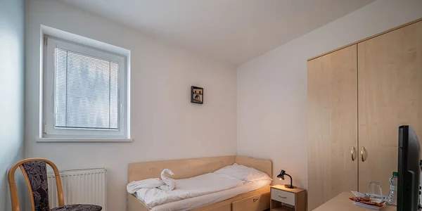 Jednolôžková izba - Iris