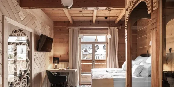 Dvojlôžková izba Deluxe s balkónom a výhľadom na hory 3 (17 m²)