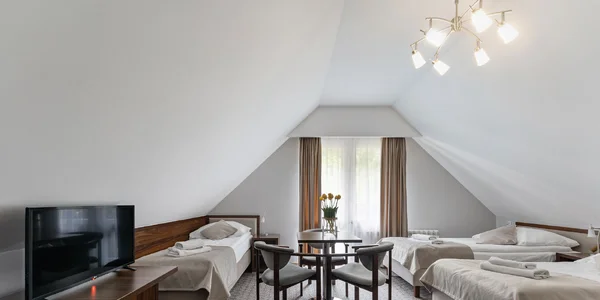Třílůžkový pokoj Standard s balkonem (20 m²)
