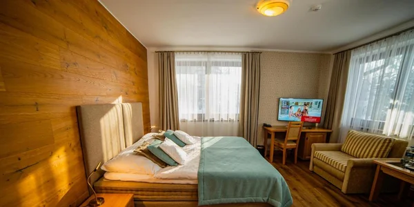 Dvoulůžkový pokoj Lux s přistýlkou (23–27 m²)