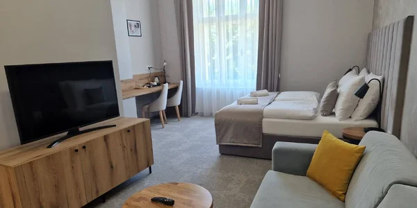 Deluxe s přistýlkou (32 m²)