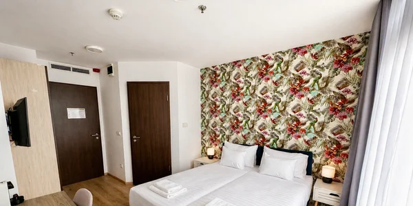 Standard Double Room (12–14 m²)