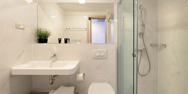 Dvojlôžková izba s výhľadom na more (16–17 m²)