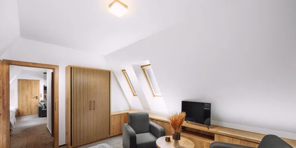 Room studio 4+1