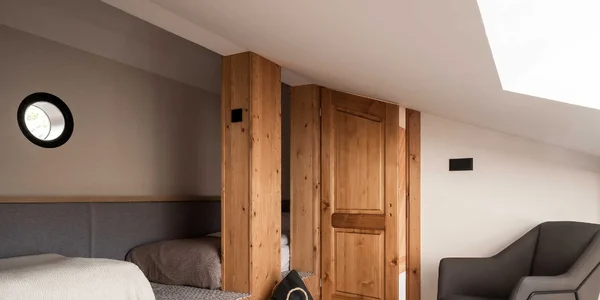 Patrové studio pro 6 osob (35 m²)