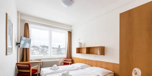 2-lôžková izba so sprchovacím kútom (17 m²)