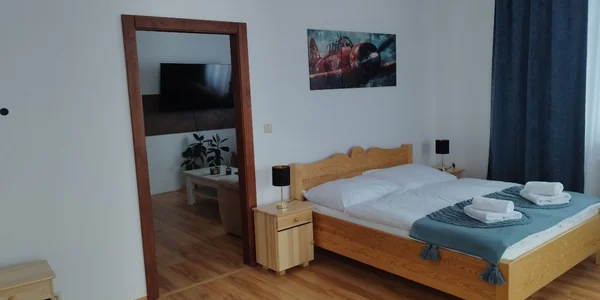 Apartmán De Luxe s balkónom