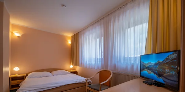 Dvojlôžková izba Štandard (14–16 m²)
