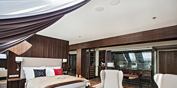 Senior Suite (45–50 m²)