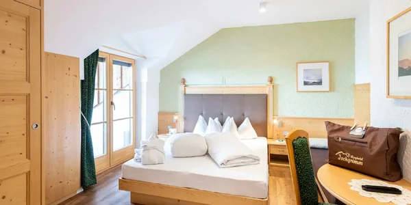 Dvoulůžkový pokoj Standard (27 m²)