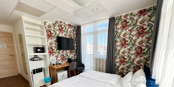 Deluxe Double Room (18–22 m²)