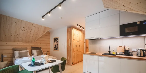 Baca - hlavní budova (22 m²)