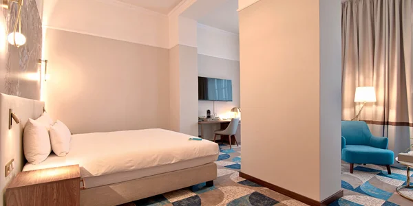 Junior Suite s výhľadom do parku (42–45 m²)