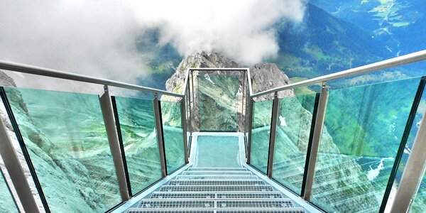 Adrenalinový výlet na vrcholky 
Alp na Dachsteinu