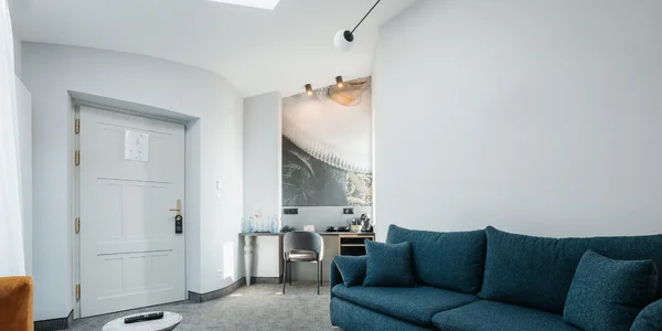 Suite (25–30 m²)