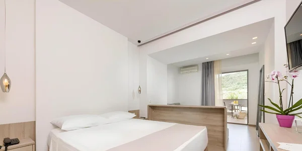 Rodinný pokoj, výhled do zahrady (24 m²)