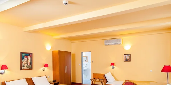 Trojlôžková izba (veľká posteľ) (30 m²)