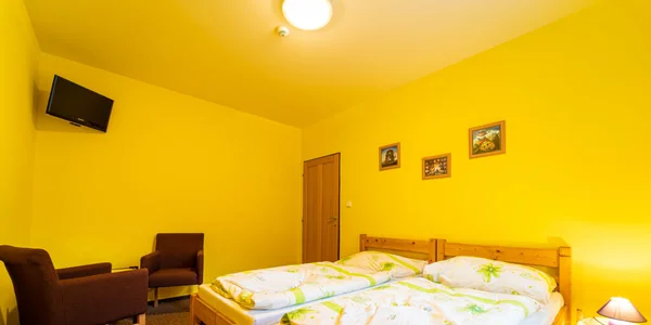 Dvoulůžkový pokoj - manželská postel