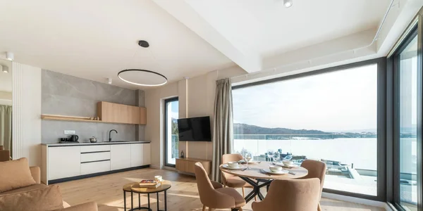 Apartmán s 1 ložnicí a výhledem na jezero (40–65 m²)