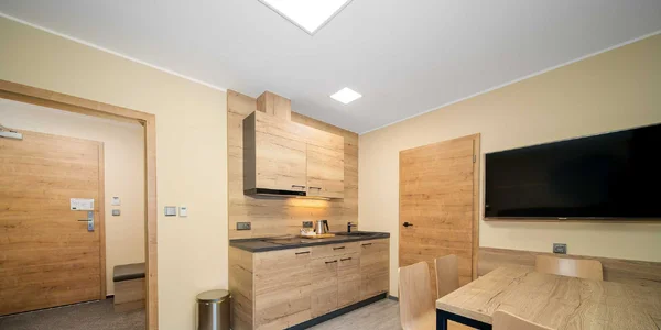 Apartmá Deluxe s balkonem (35 m²)