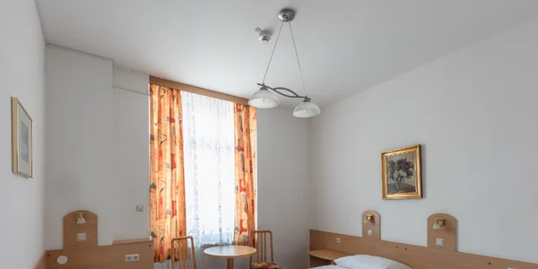 Trojlôžková izba (14 m²)