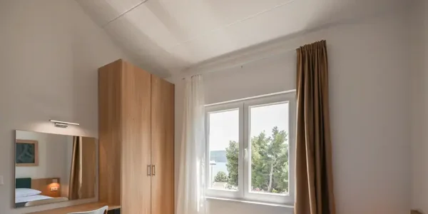 Dvoupokojový apartmán Superior s částečným výhledem na moře (46 m²)