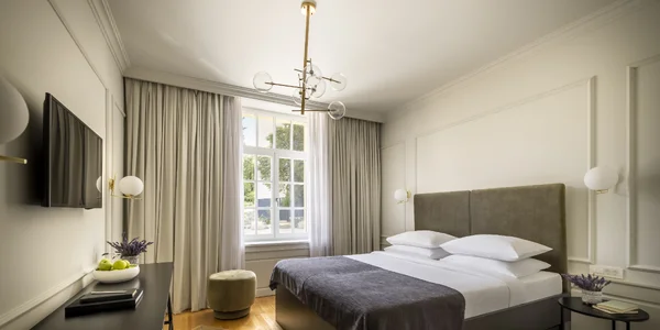 Dvojlôžková izba (24–28 m²)