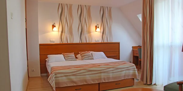 Trojlôžková izba s balkónom (výhľad na Balaton) (21 m²)