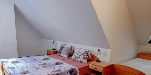 Stráž - Dvojlôžková izba + 2 prístelky
