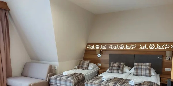 Trojlôžková izba