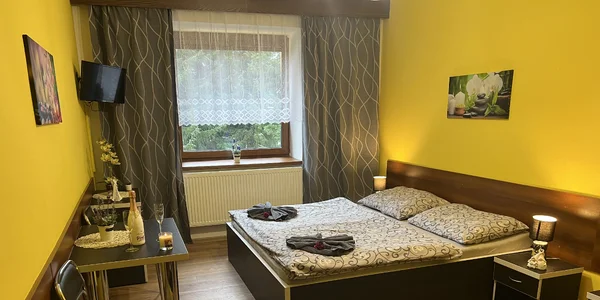 Trojlôžková (izba č. 1)