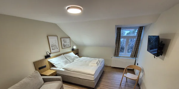 Dvoulůžkový pokoj s přistýlkou B