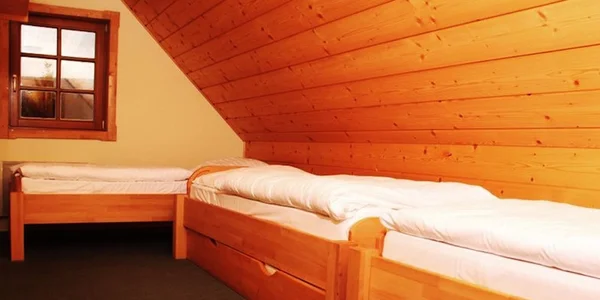 Dvoulůžkový pokoj s oddělenými postelemi