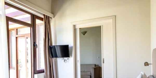 Dvoulůžkový pokoj s výhledem do zahrady (25 m²)