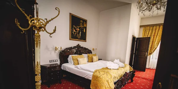 204 Zámecký pokoj - krb (34 m²)