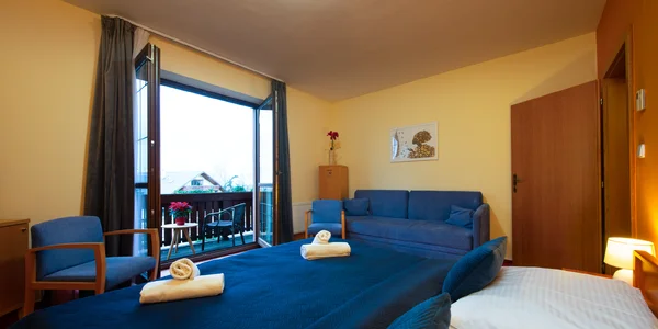 Dvojlôžková izba s balkónom (25 m²)
