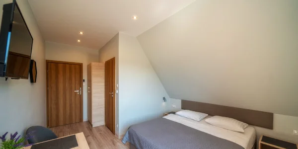 Dvoulůžkový pokoj s balkonem (15 m²)