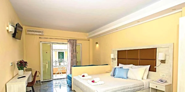 Junior Suita, výhled do zahrady (20–25 m²)