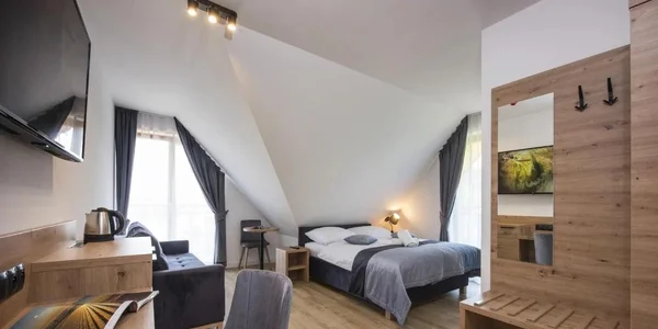 Čtyřlůžkový pokoj (38 m²)