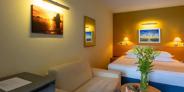Pokoj Standard s částečným výhledem na moře (25 m²)