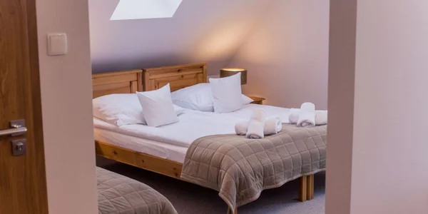 Dvojlôžková izba s prístelkou
