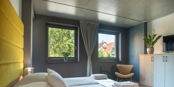 Dvojlôžková izba s balkónom (16 m²)
