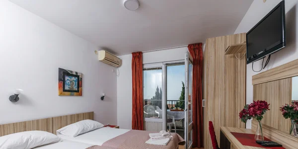 Apartmán s jednou spálňou a čiastočným výhľadom na more (30 m²)