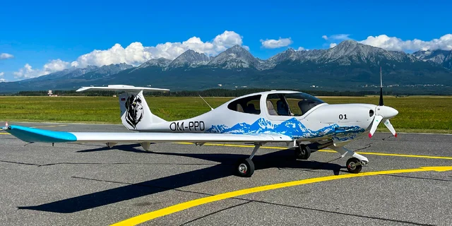 Tatranská panoráma: zážitkové lety ponad Vysoké Tatry až pre 3 osoby v komfortnom lietadle DIAMOND DA-40