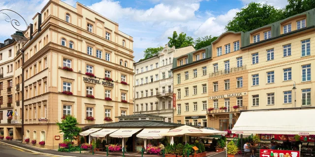 Pobyt v centre Karlových Varov: polpenzia aj zábal, perličkový kúpeľ a masáž