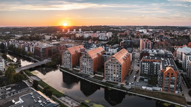 Pobyt v srdci Gdanska: moderné apartmány pre 4 osoby neďaleko centra
