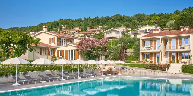 Apartmány s panoramatickým bazénom v talianskych Alpách kúsok od Lago di Garda